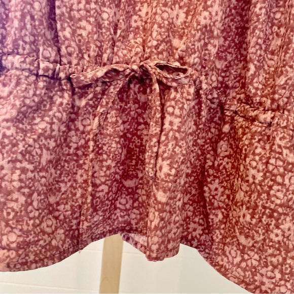 Universal Thread Women's Floral Balloon Long Sleeve Blouse Mauve NWT - Picture 4 of 9